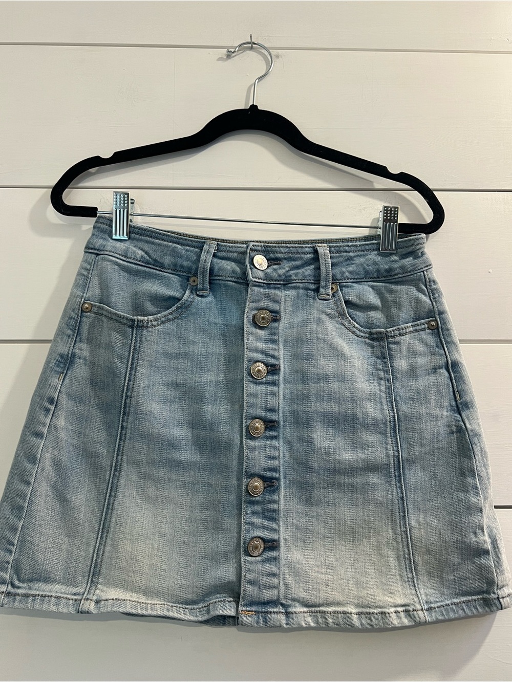 American Eagle Outfitters Light Blue Button-Front Denim Mini Skirt